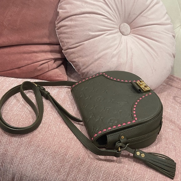 🫒 🫒 Louis Vuitton Emprinte Olive Green Crossbody Bag - Picture 5 of 11